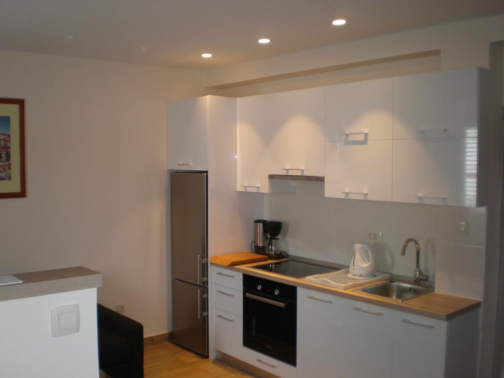 Apartment Maria Banjol Chambre photo