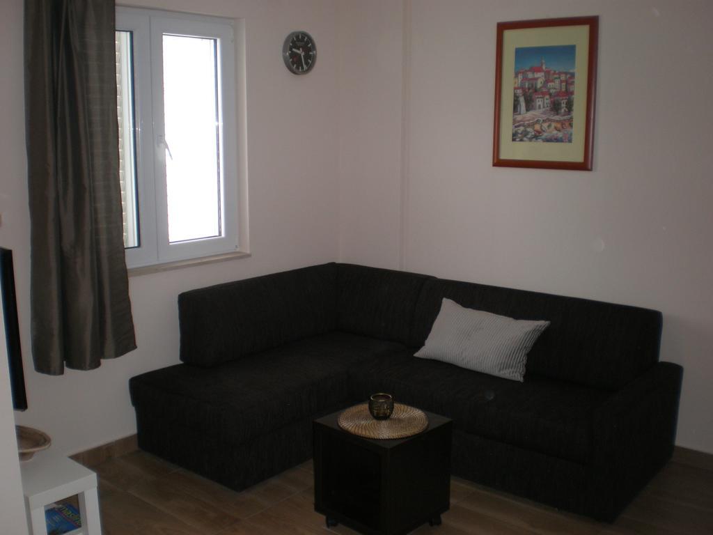 Apartment Maria Banjol Chambre photo